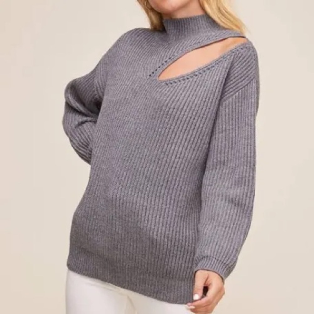 ASTR The Label Gray Cutout Turtleneck Sweater Size Small